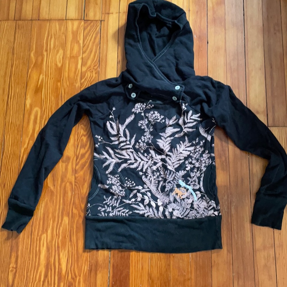 UMSTEIGEN UNIQUE BLACK FITTED SWEATSHIRT